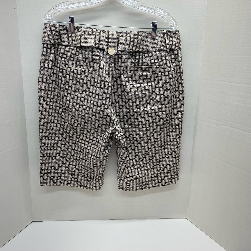 Bamboo Traders Womens Black & Cream Patterned Shorts Size 14 Bermuda Length - Picture 2 of 13